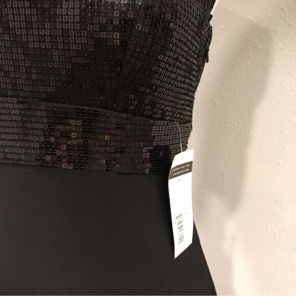 Black Cachet Halter Sequin Dress - Picture 2 of 13